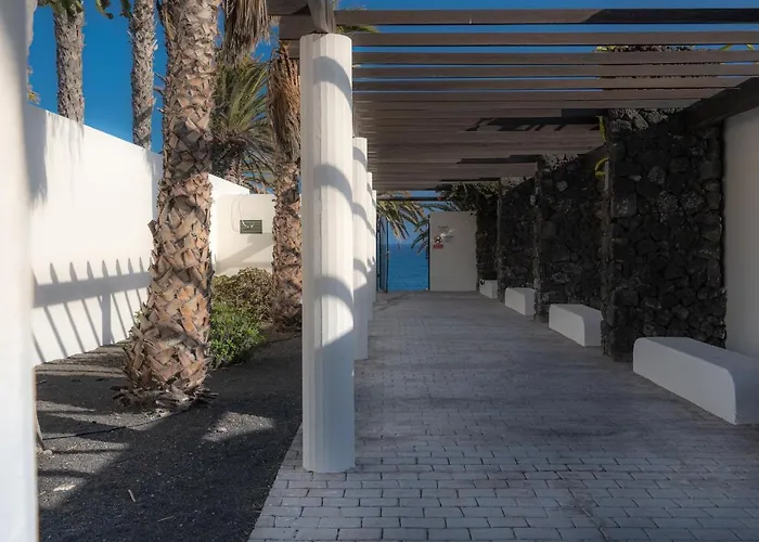 Beautiful On The Seafront * 코스타 테기세