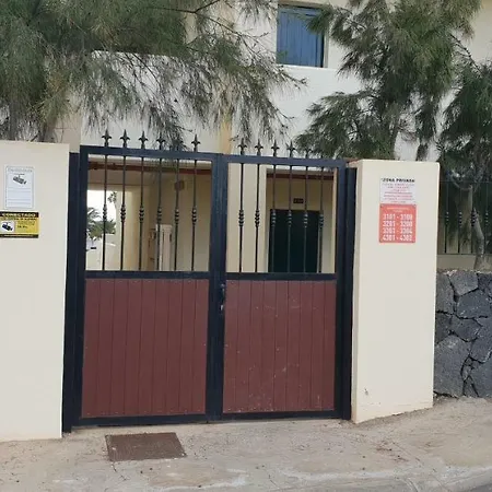 Beautiful On The Seafront Apartmán Costa Teguise